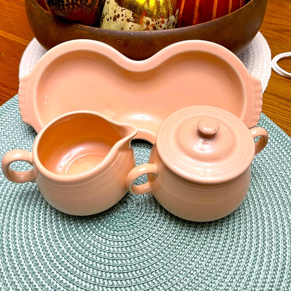 Fiesta ware cream and sugar set